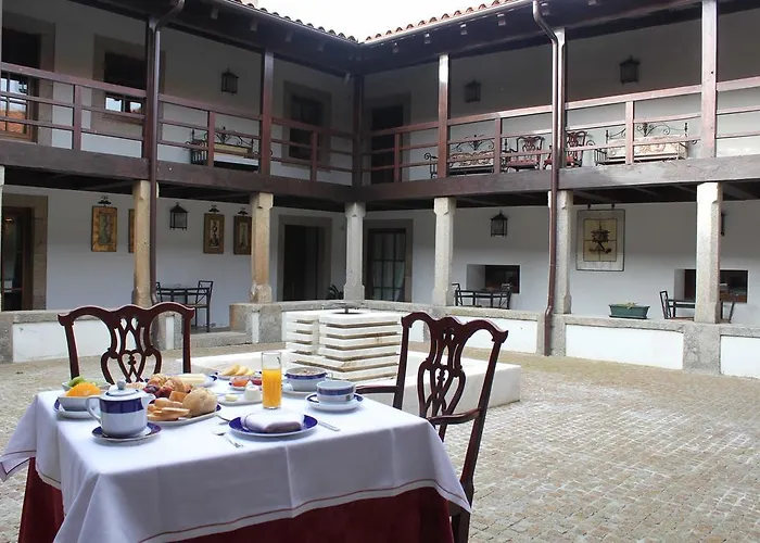 Convento Nossa Senhora Do Carmo Hotel Freixinho